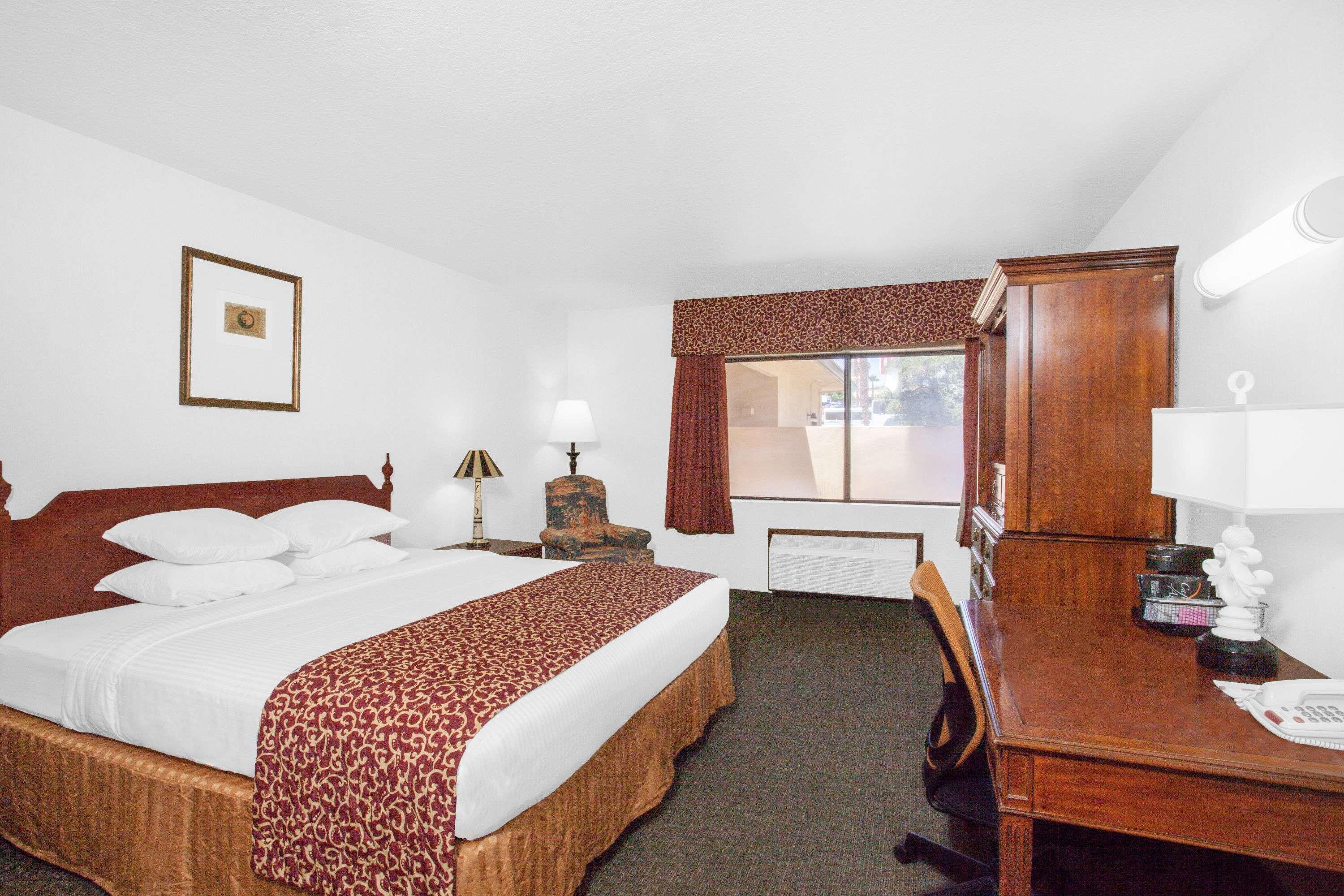 Hotel Ramada By Wyndham Barstow Zewnętrze zdjęcie